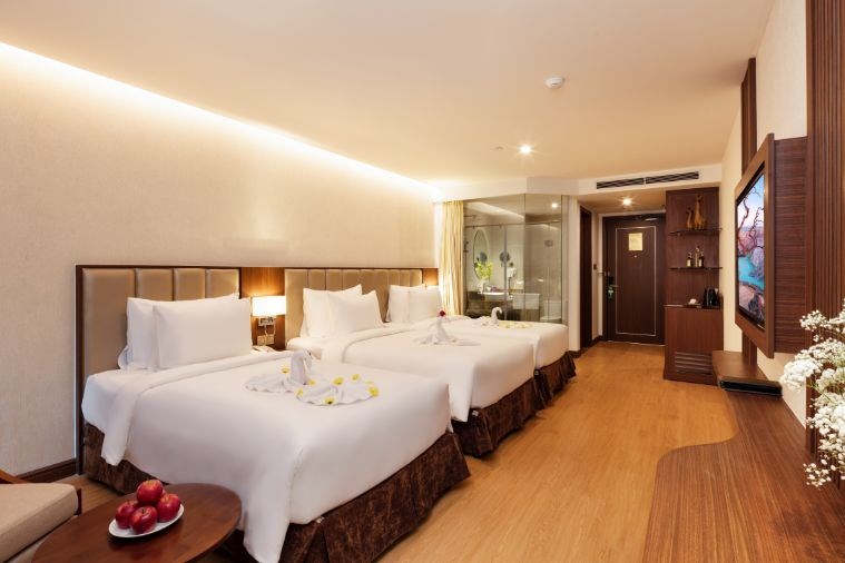 Deluxe Partial Triple Sea View